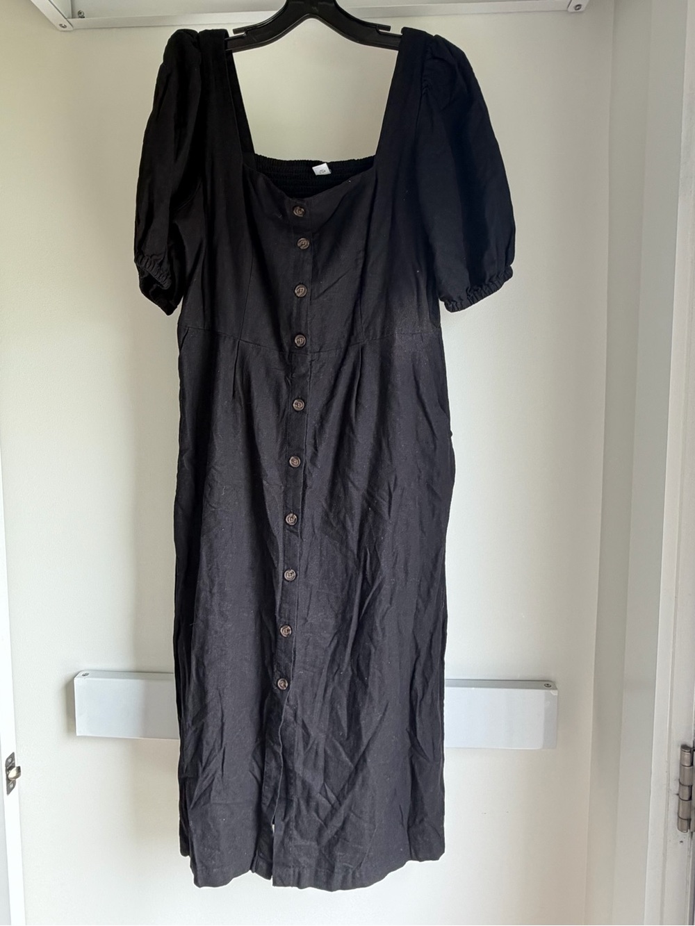 Old Navy Black Button-Front Puff Sleeve Midi Dress